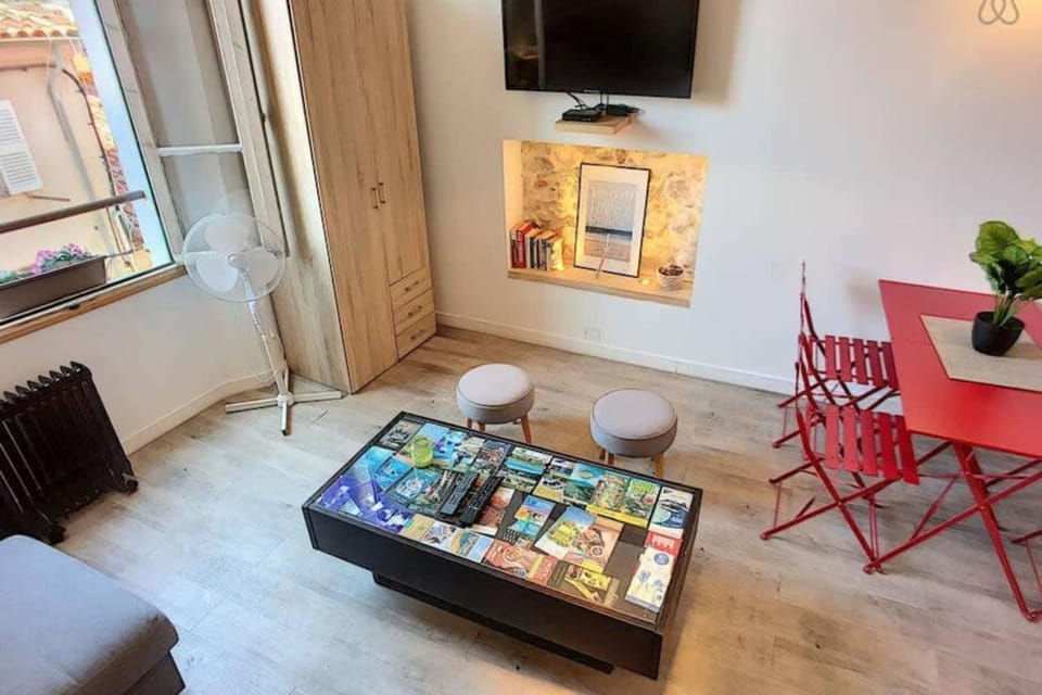 The Massena - Hypercentre - AC - Old Town Apartment in Antibes
