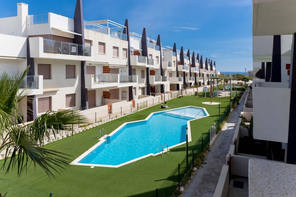 Natural landscape, Garden, Sea view, Swimming pool, sunbed