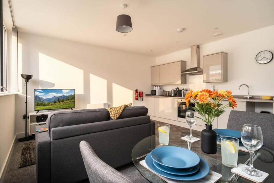 Modern 1 Bed Apartment in Central Wrexham Apartment in Wrexham