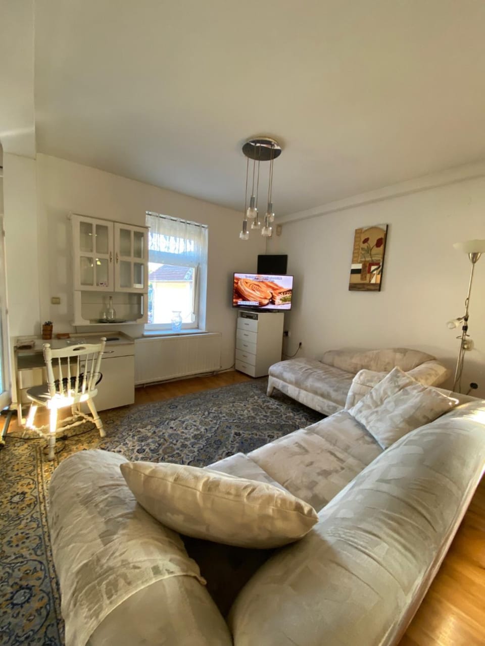 Communal lounge/ TV room, TV and multimedia, Living room, Seating area