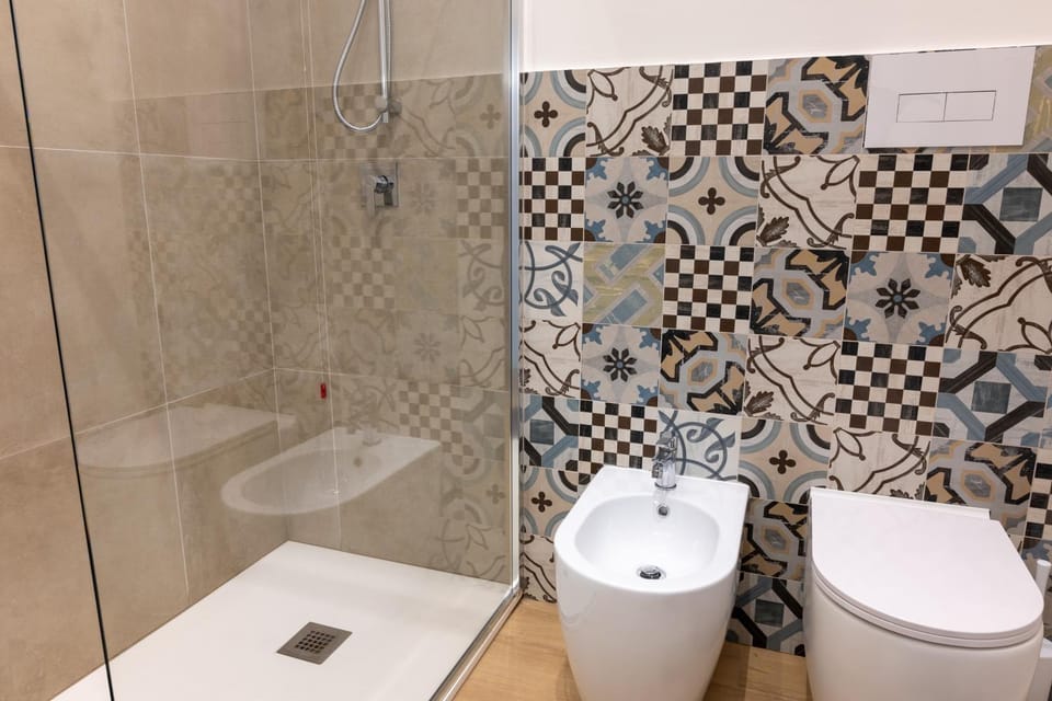Shower, Toilet, Bathroom, bidet