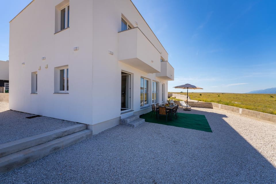 Property building, Day, Natural landscape, Sea view