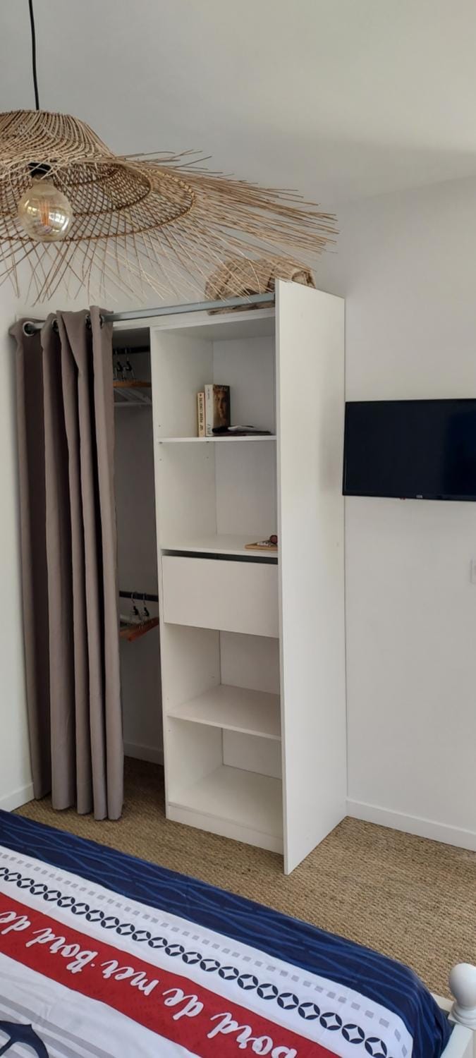 wardrobe