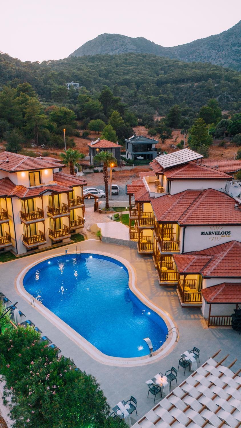Property building, Swimming pool