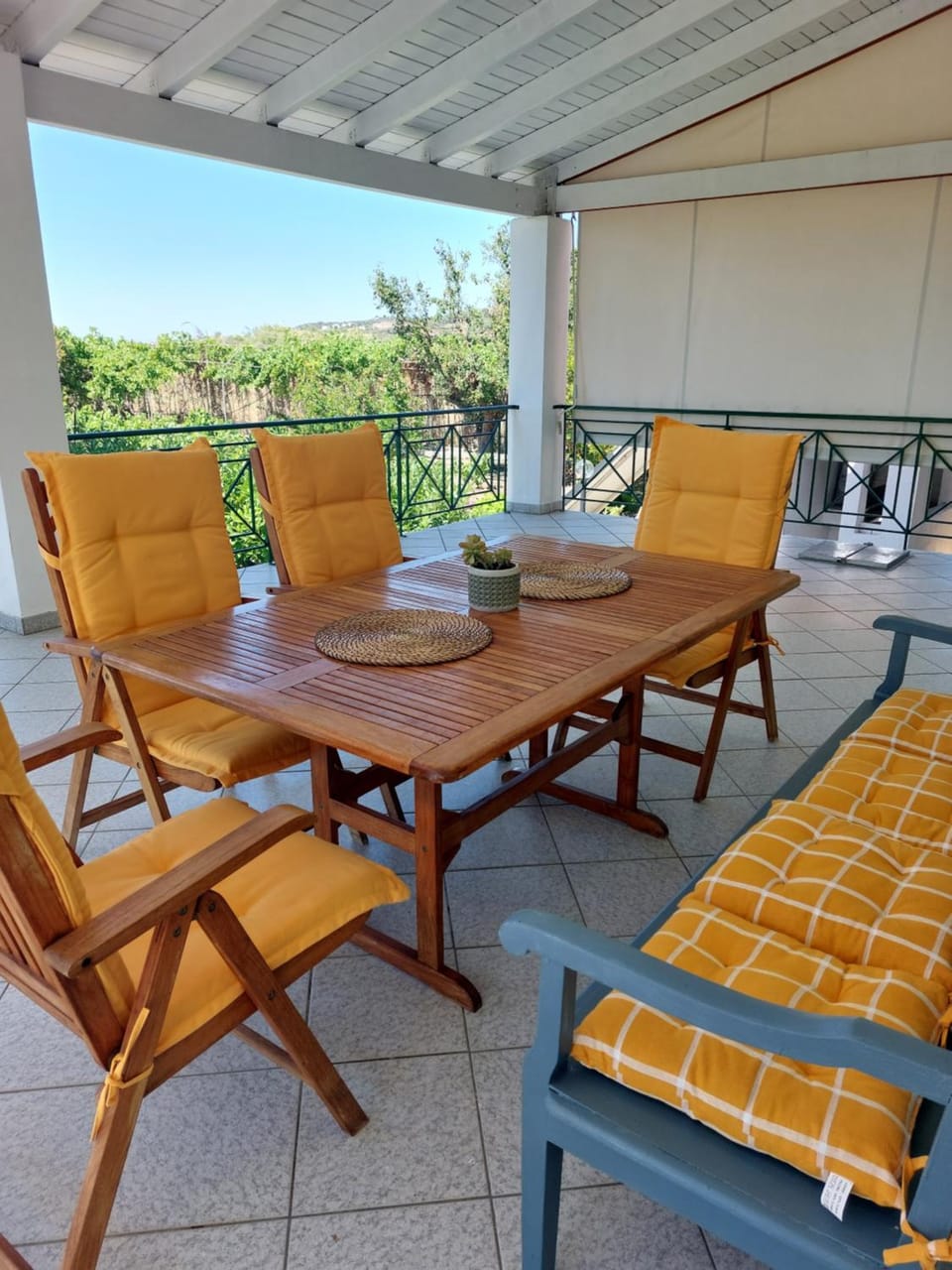 Balcony/Terrace, Dining area