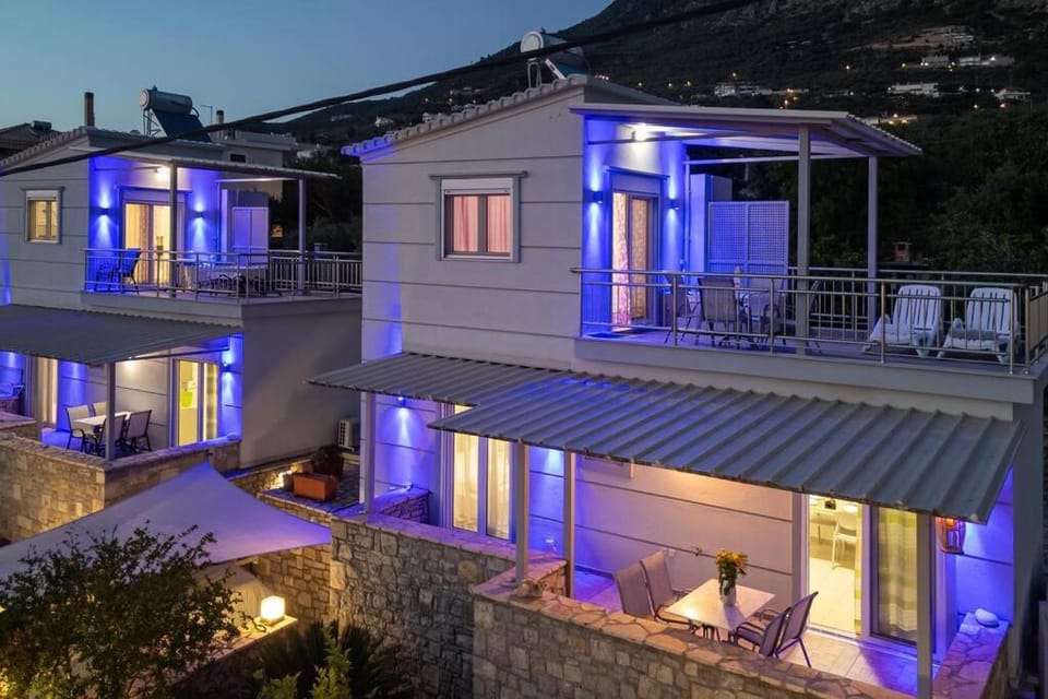 Property building, Patio, Night, View (from property/room), Balcony/Terrace