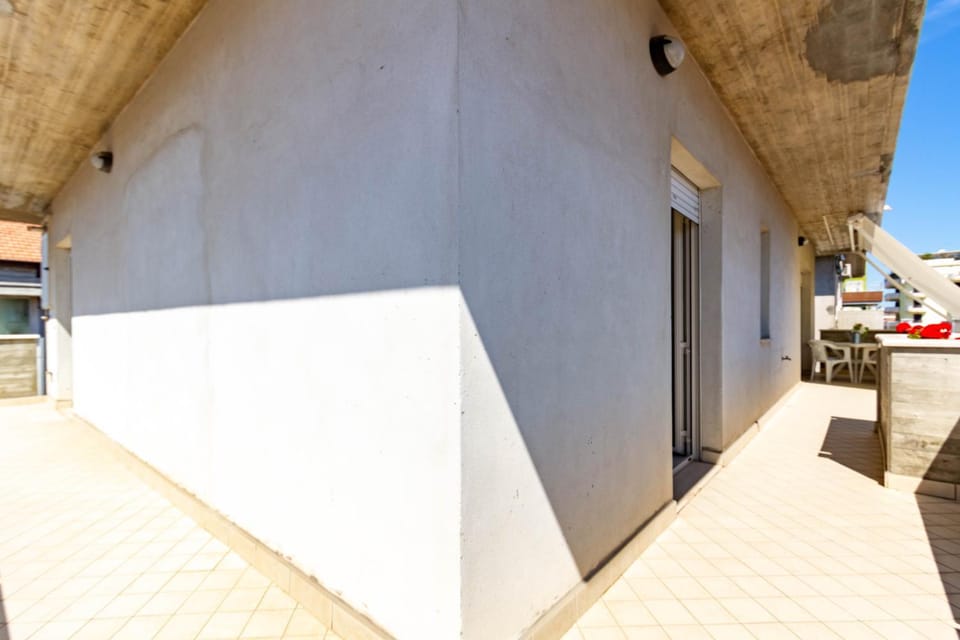 Property building, Day