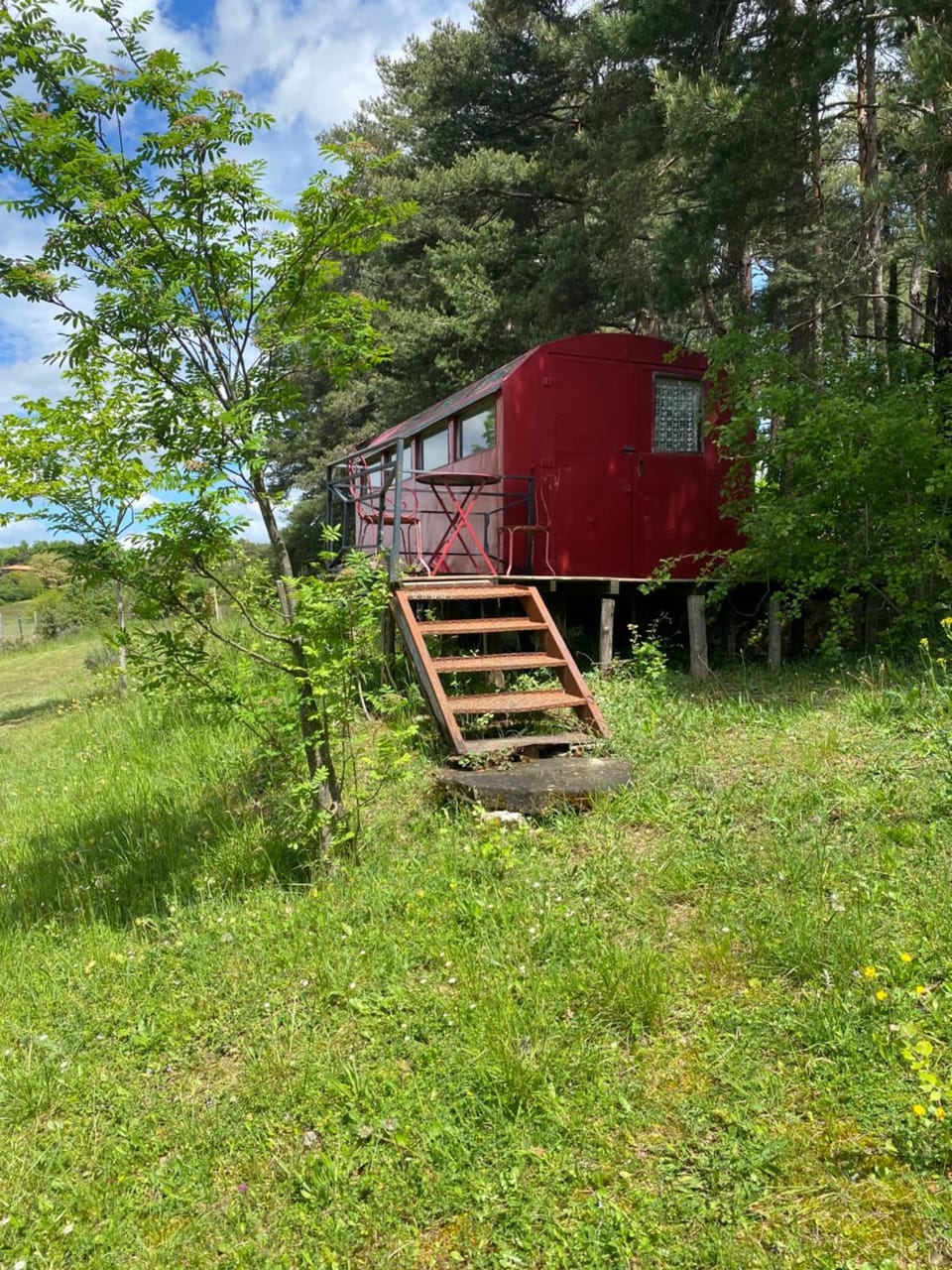 Roulottes Campground/ 
RV Resort in Auvergne-Rhône-Alpes