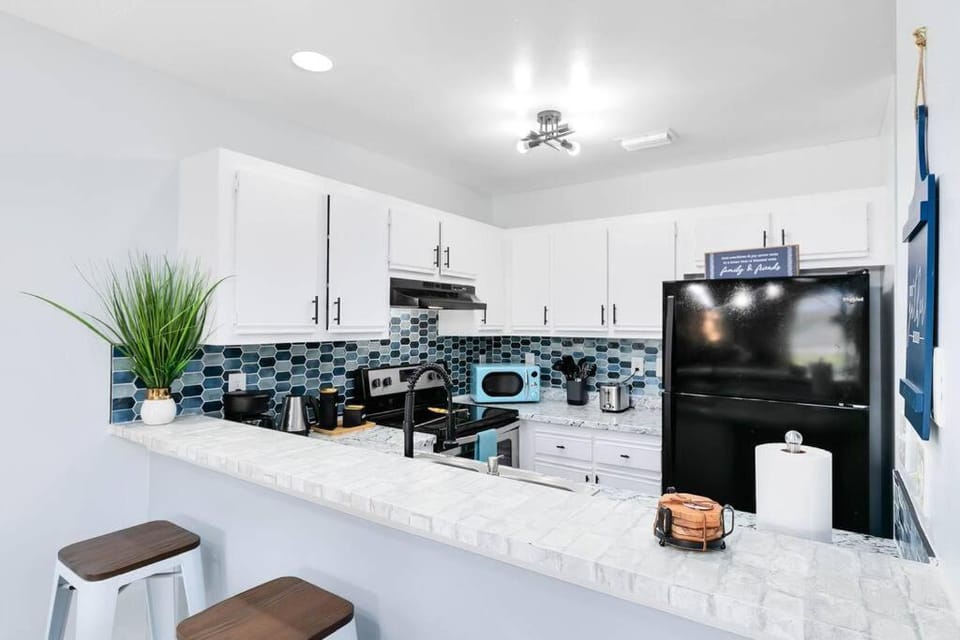 Oasis 119 - Kennedy Space Apartment in Titusville