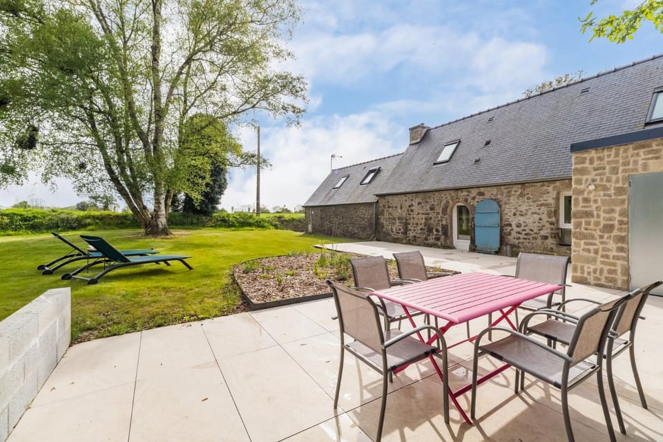 Gite cosy et familial pour un séjour en Bretagne House in Finistere