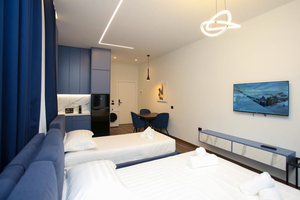 Bed, Kitchen or kitchenette, Photo of the whole room