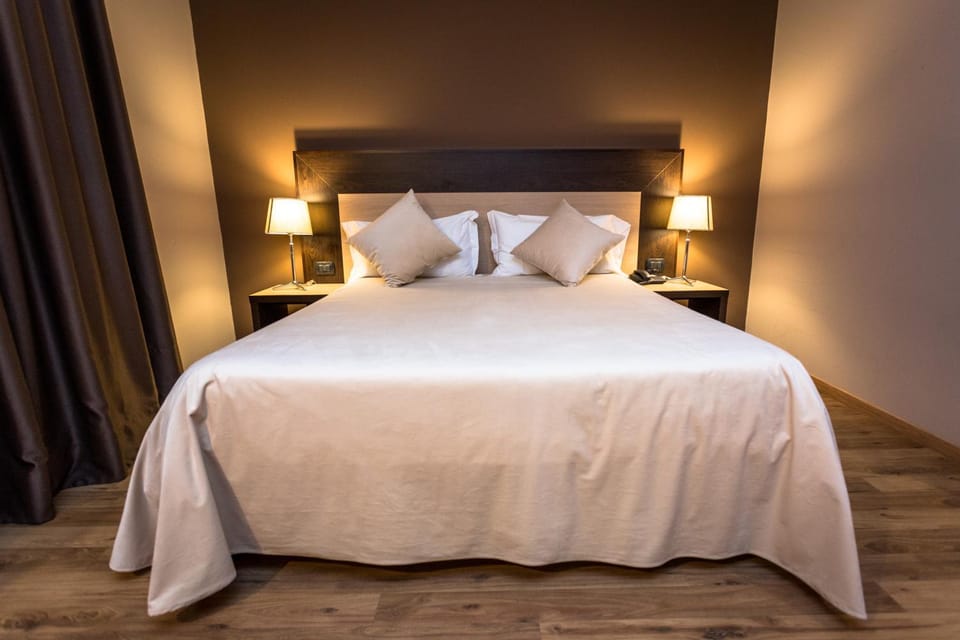 HOTEL DON CAMILLO Hotel in Emilia-Romagna