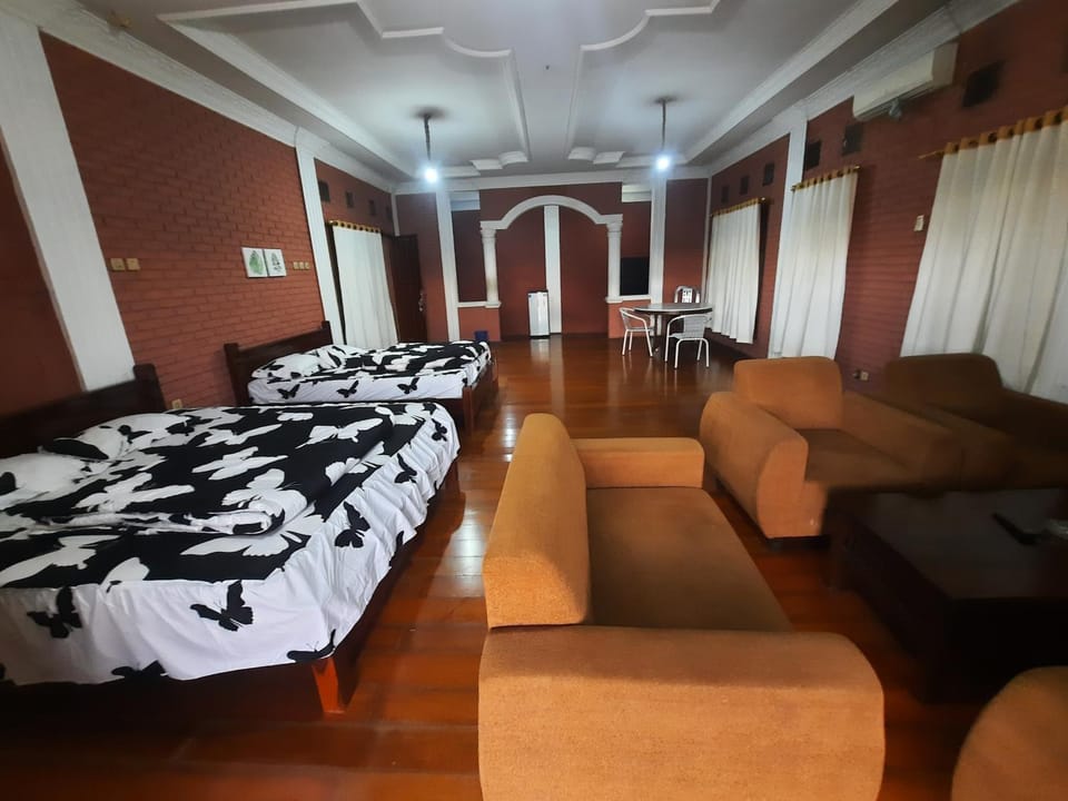 WISMA ACIDALIA SYARIAH Bed and Breakfast in Bandung