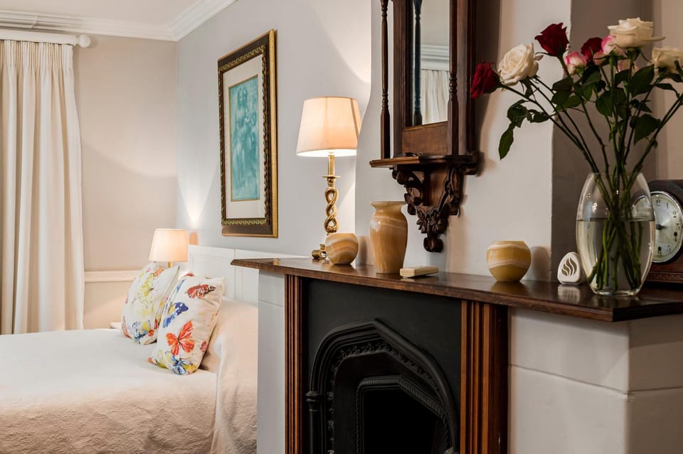Millbury Guest House Bed and Breakfast in Port Elizabeth