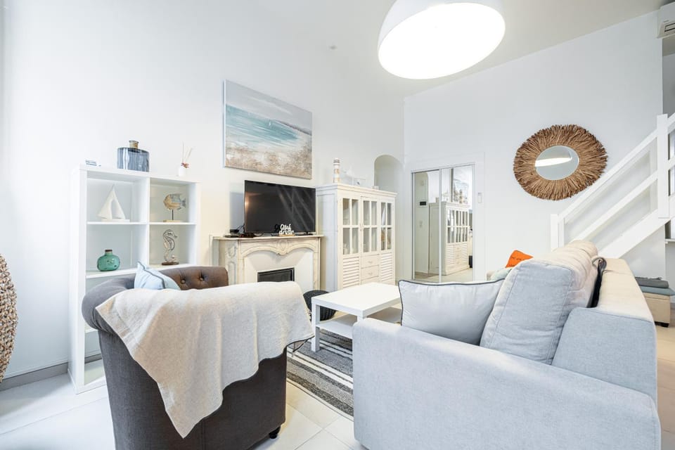 La Petite Chaise Bleue Appartement classe 3 etoiles Apartment in Nice