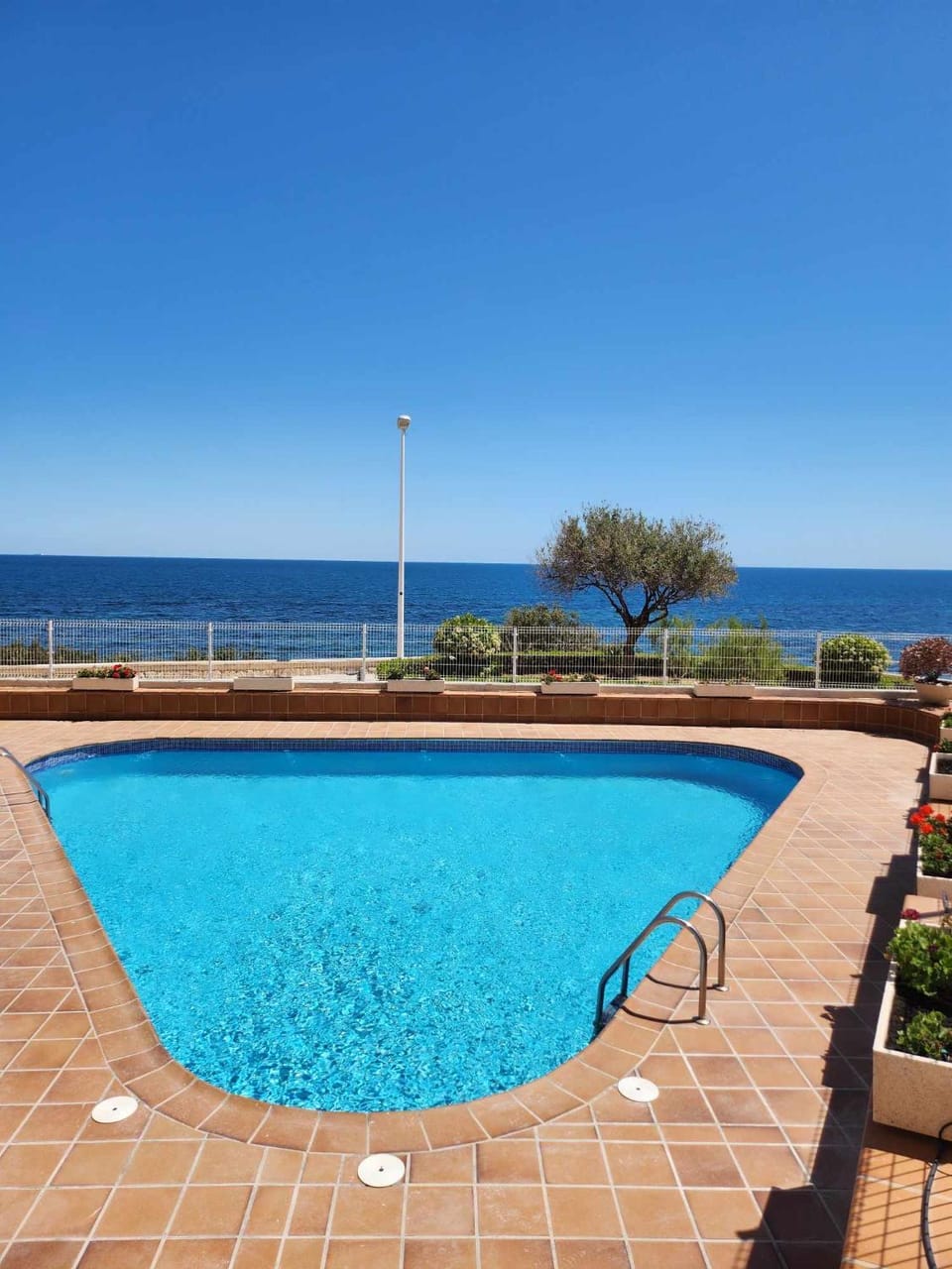 Natural landscape, Pool view, Sea view, sunbed