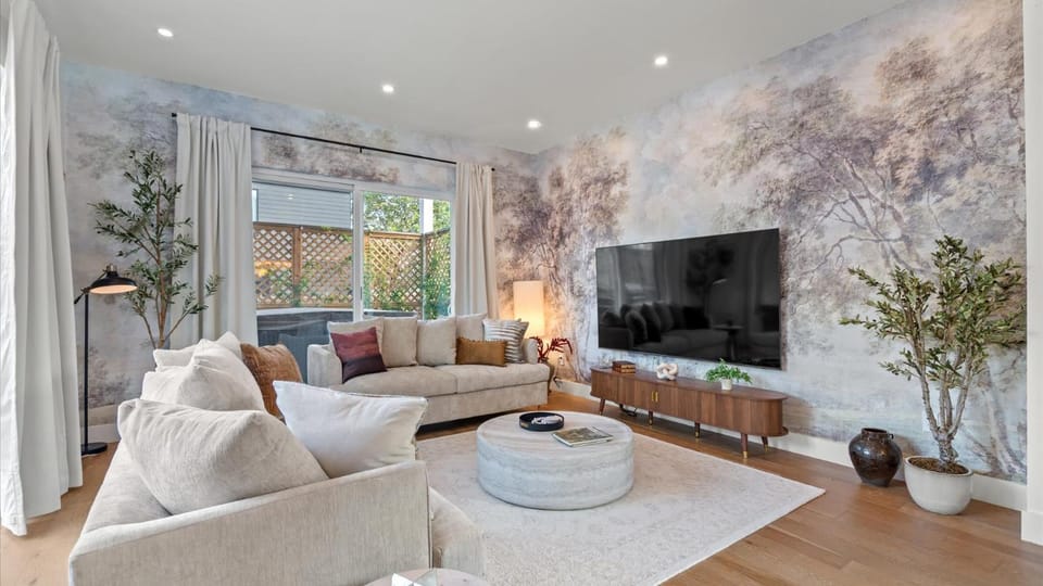 TV and multimedia, Living room