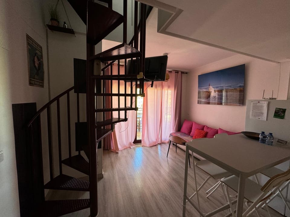 Ático con terraza, piscina y jacuzzi Apartment in Region of Murcia