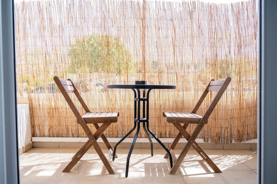 Property building, Patio, Day, Dining area