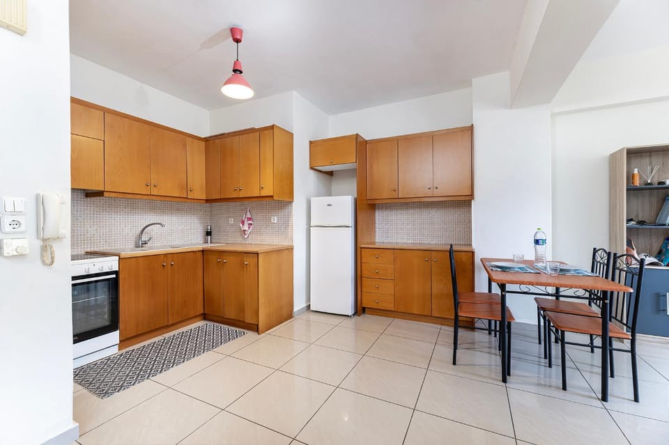 Kitchen or kitchenette, Dining area, pet friendly