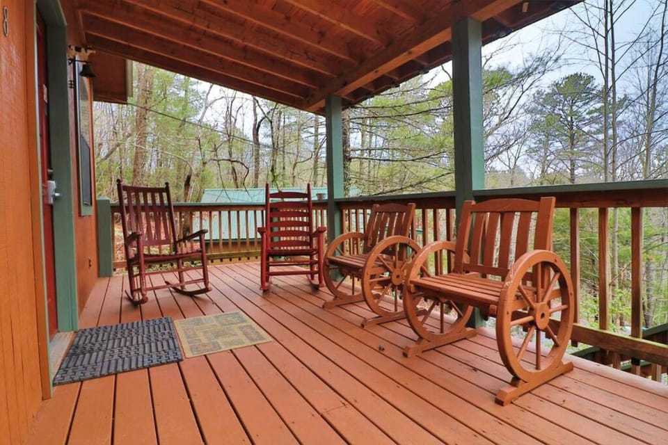 Alpine Mountain Sweetheart Cabin Jacuzzi #8 Cabin in White County