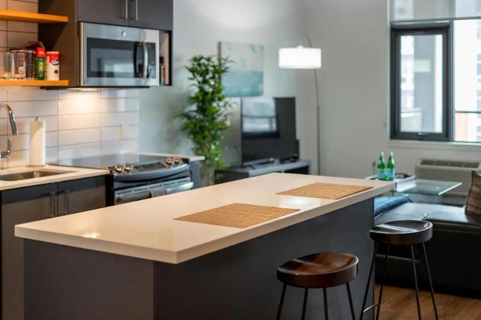 Luxury 1Bedroom 1Bath Pearl District Apartment in Portland