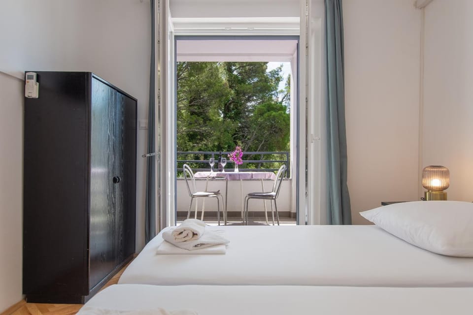 Balcony/Terrace, Photo of the whole room