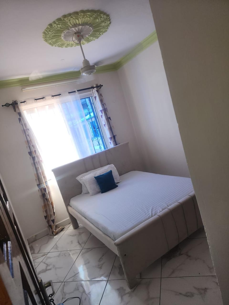 The Blue Apartment Sparki Apartment in Mombasa