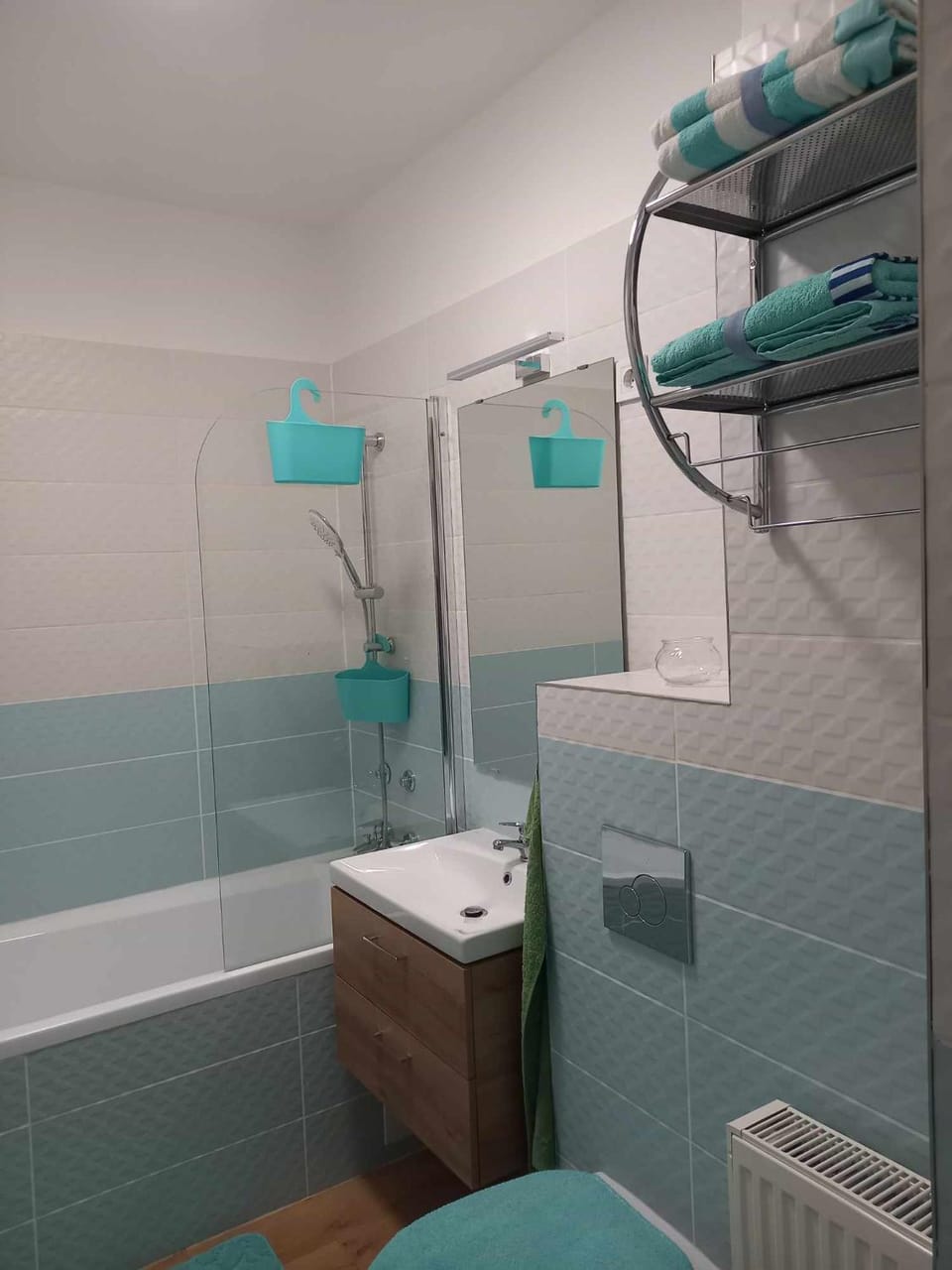 Bathroom, Bath