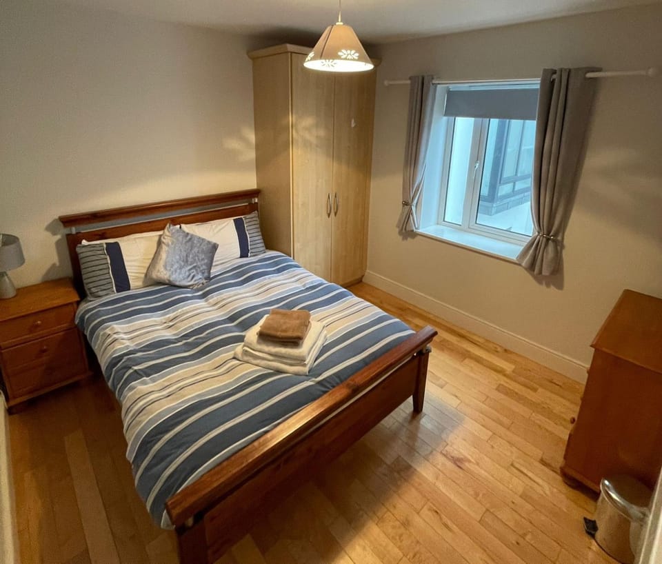 Bed, Bedroom, wardrobe