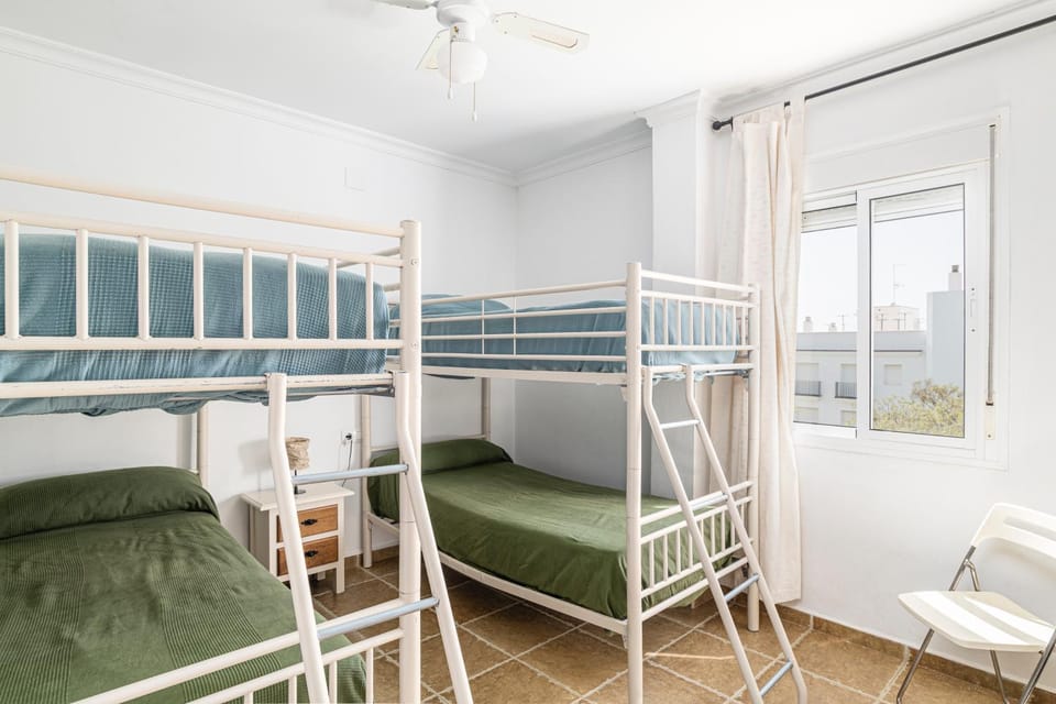 Bed, Living room, Photo of the whole room, Seating area, Bedroom, bunk bed, fireplace