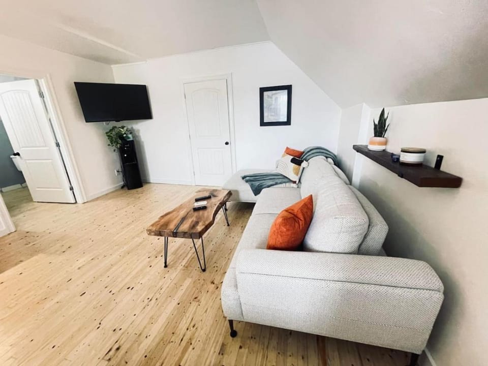 Fin's Studio, Fundy Park Apartment in New Brunswick