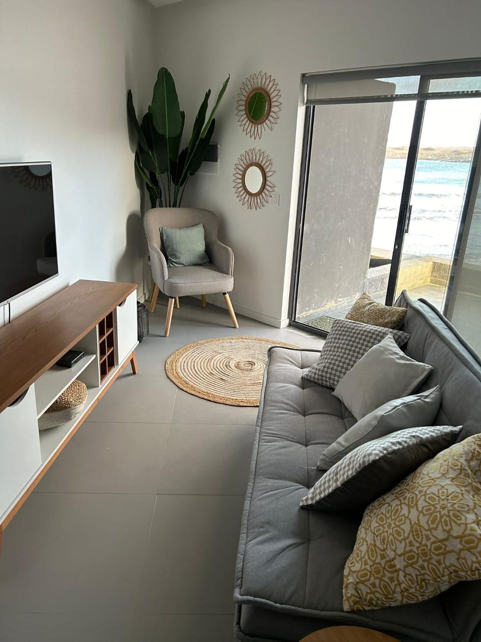 Ely's Grey by the Sea Apartment in Cape Verde