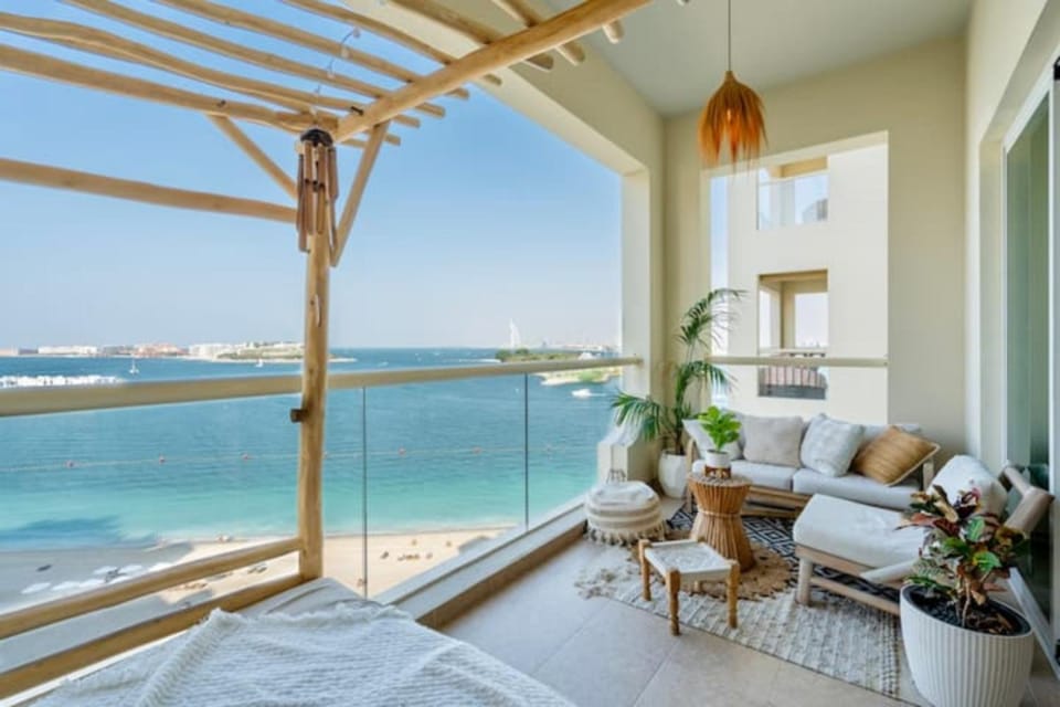 Breathtaking 1BD Bohemian ApartmentPalm Jumeirah Apartment in Dubai