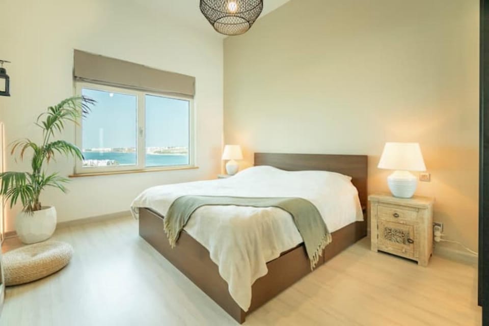 Breathtaking 1BD Bohemian ApartmentPalm Jumeirah Apartment in Dubai