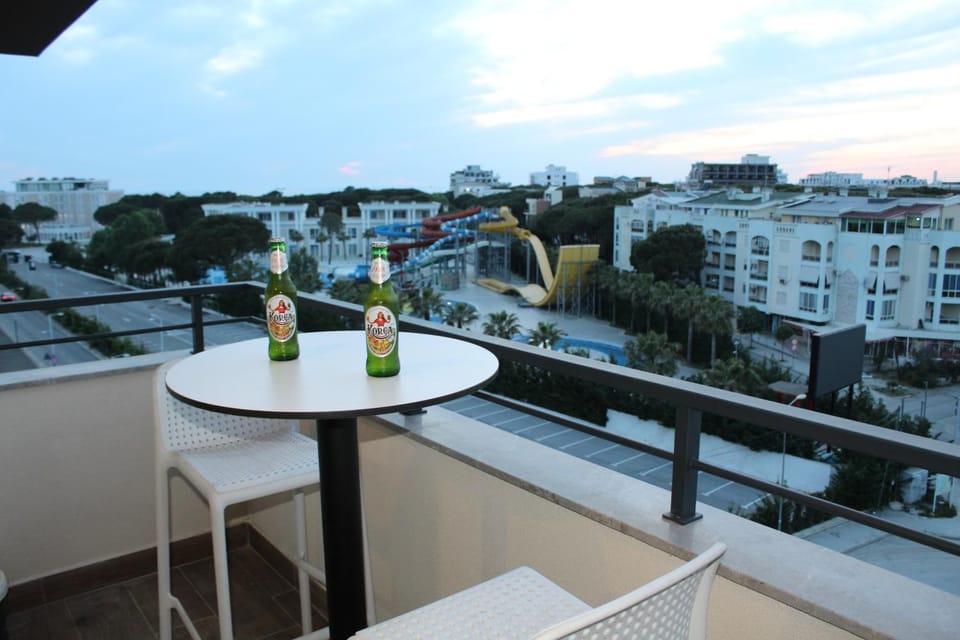View (from property/room), Balcony/Terrace, Balcony/Terrace, Sea view, Drinks