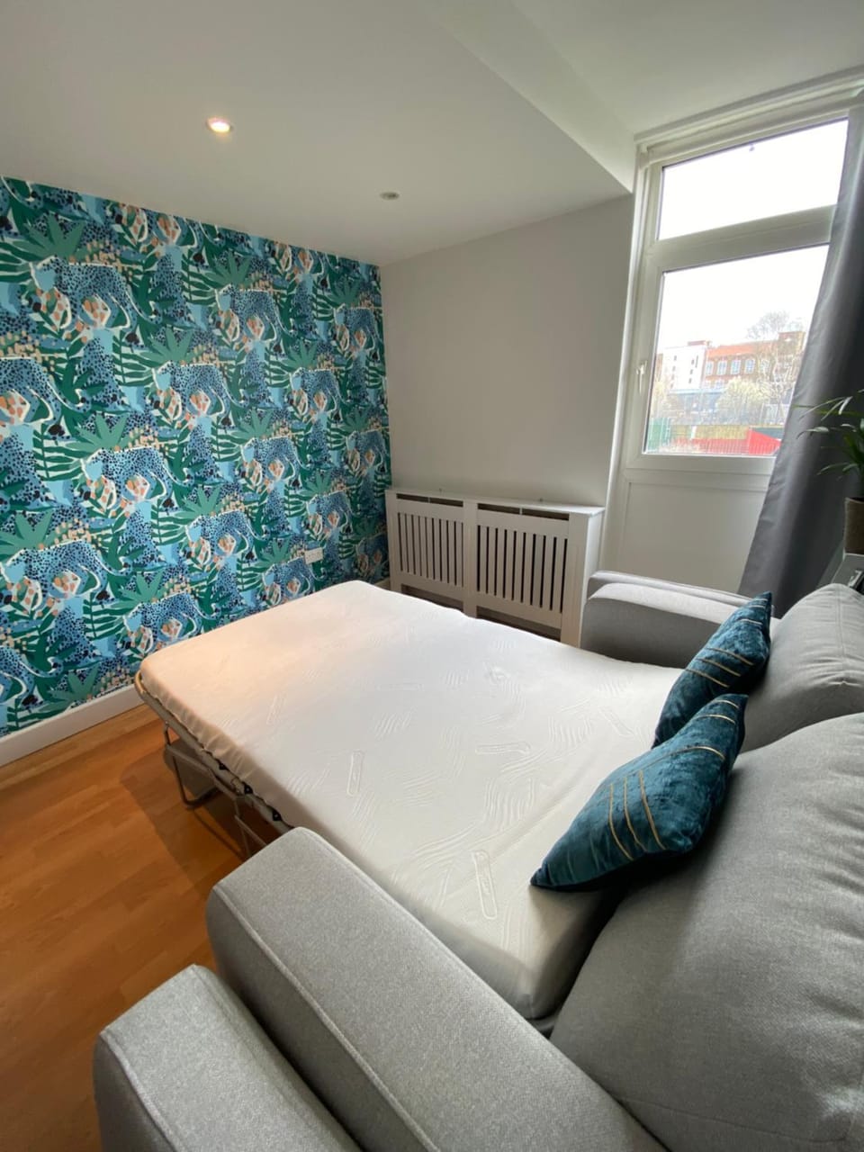 Scandi-Style 2BD Maisonette wGarden Brick Lane! Apartment in London Borough of Hackney
