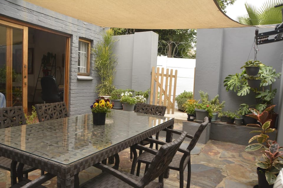 Inner courtyard view