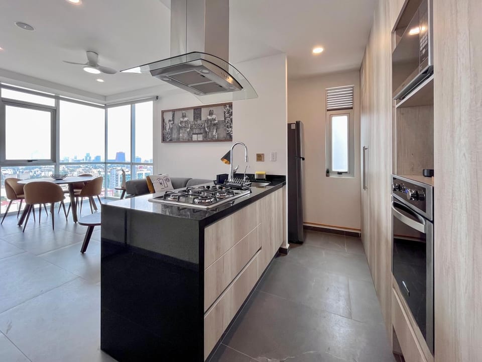 Kitchen or kitchenette