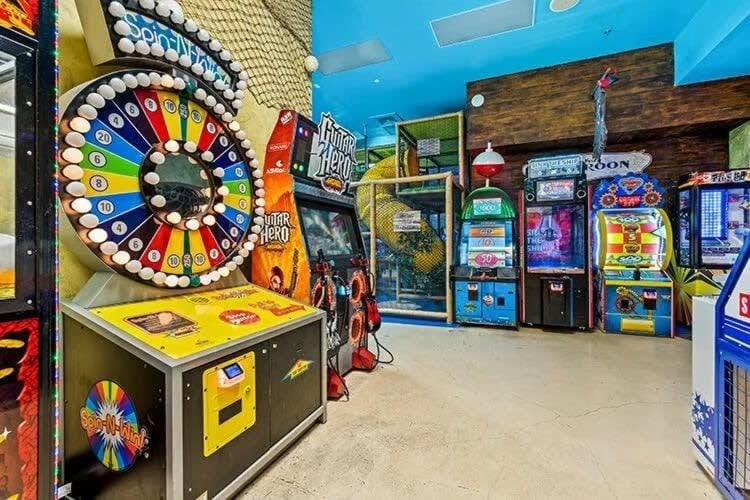 Resort Lazy River Arcade 15mi from Disney House in Four Corners