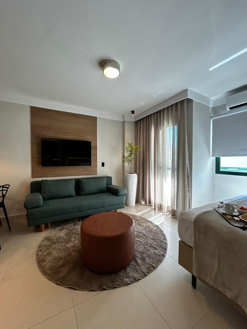 TV and multimedia, Seating area
