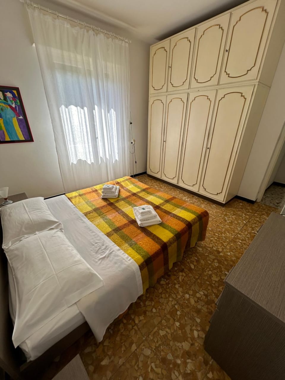 Bed, Photo of the whole room, Bedroom, wardrobe