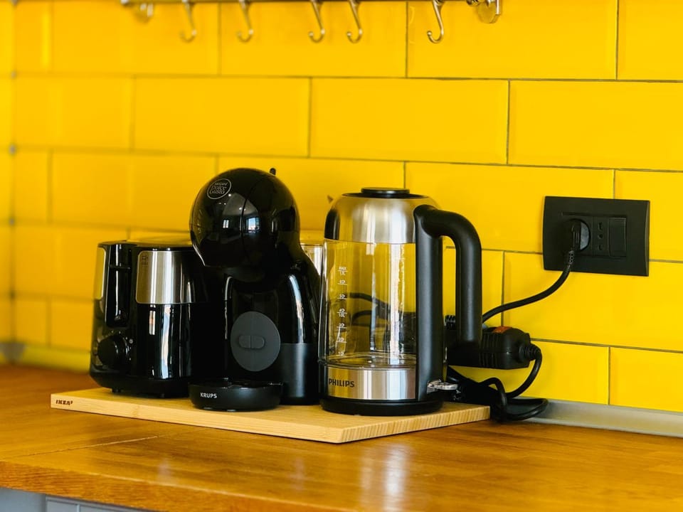 Coffee/tea facilities, Kitchen or kitchenette