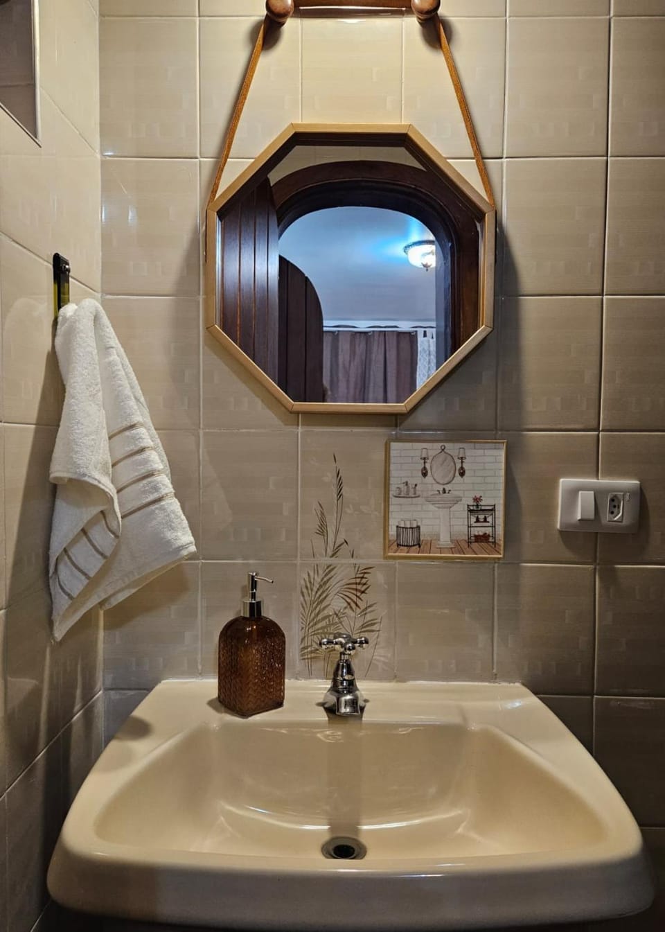 Bathroom, towels