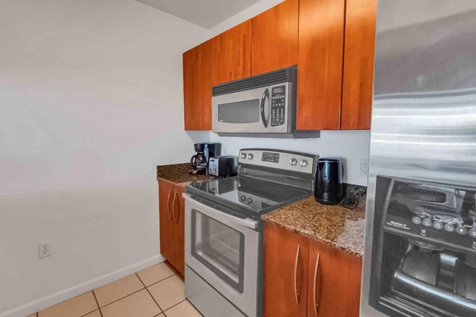 Bay View 1 BDR 1 BTH • Brickell • Free Parking Apartment in Brickell