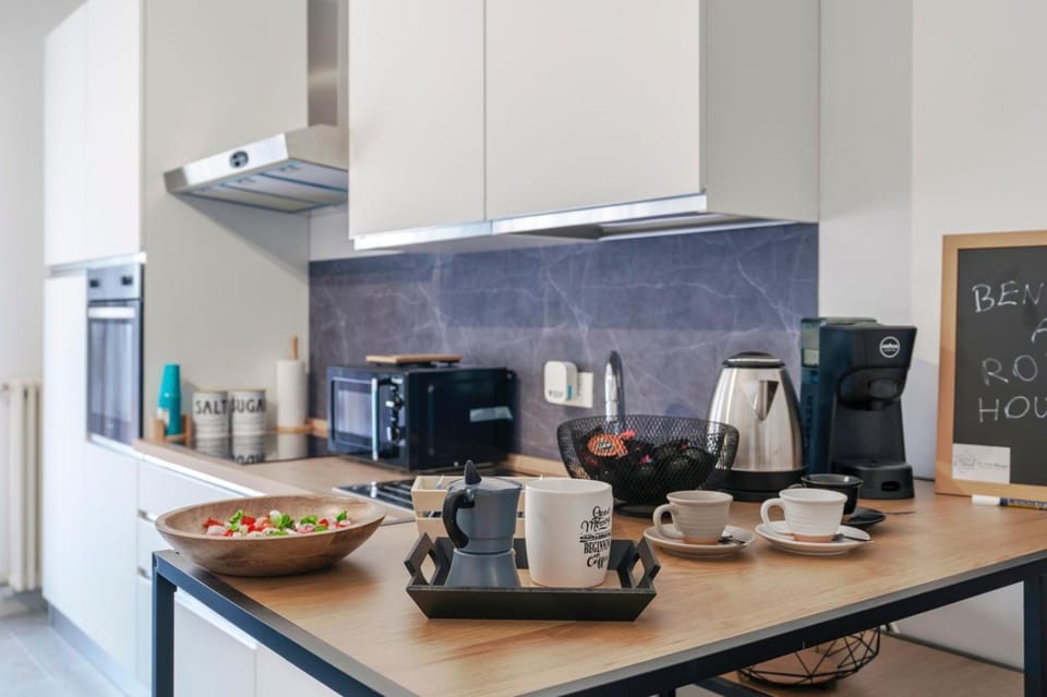 Coffee/tea facilities, Kitchen or kitchenette, minibar