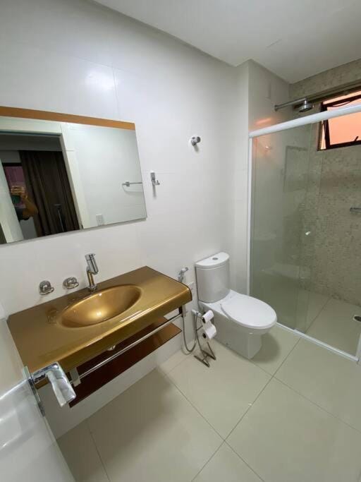 Apartamento no centro, com vista mar e Cristo Luz Apartment in Camboriú