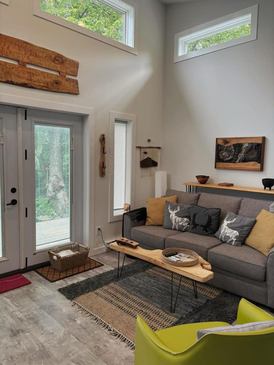 Tiny House with Hot Tub, close to golf, beaches and nature! House in Vancouver Island