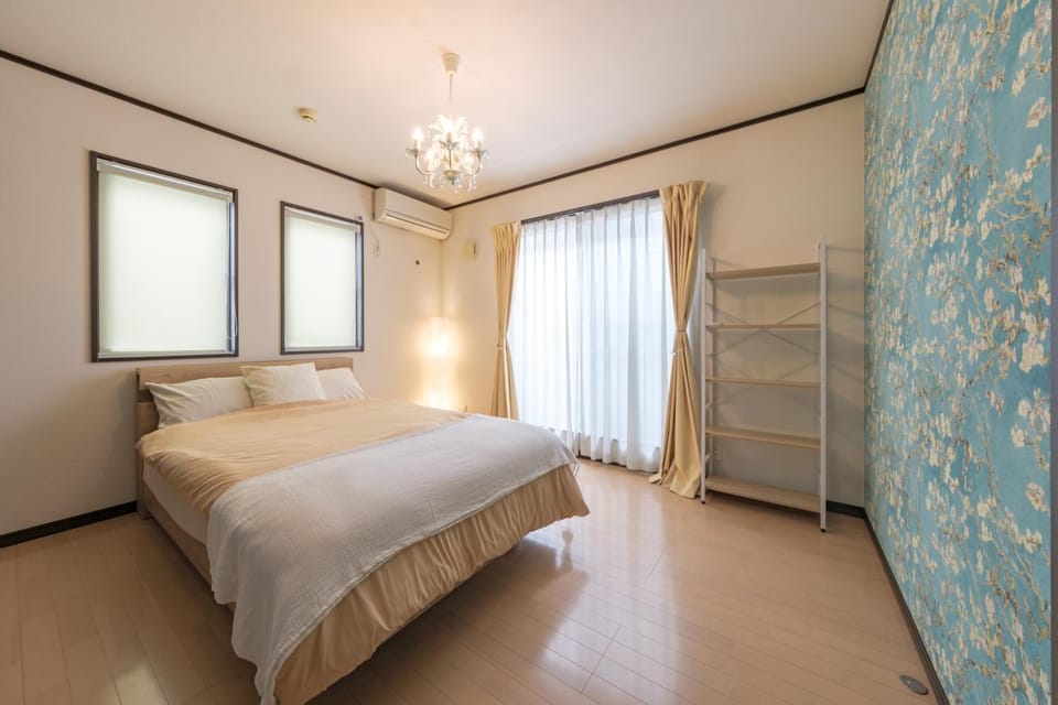 View (from property/room), View (from property/room), Photo of the whole room