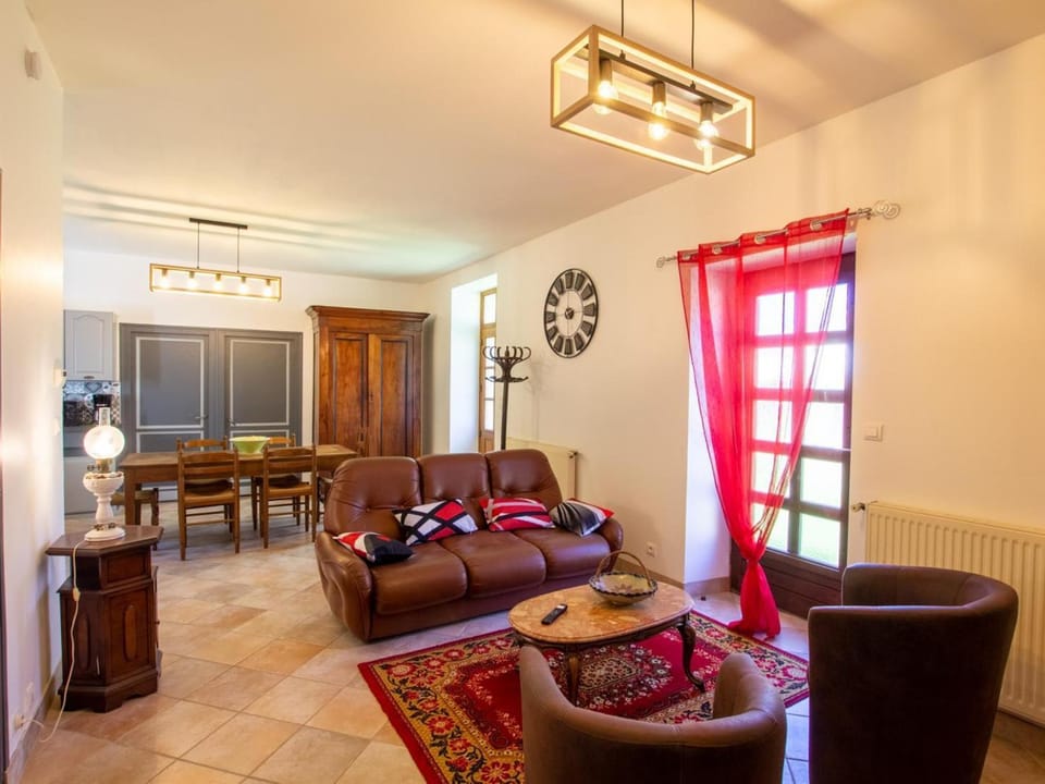 Gîte champêtre à Saint-Chamassy, WiFi, animaux admis - FR-1-616-374 House in Occitanie